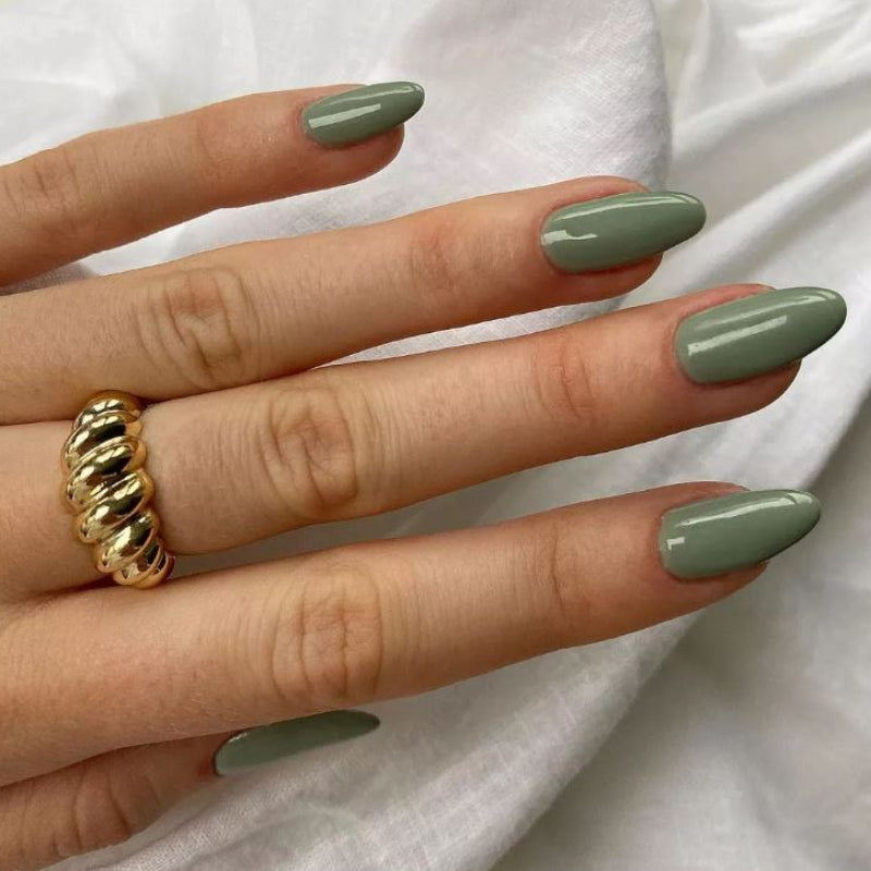French Onglerie Ongle vert taupe